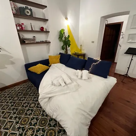 아파트 Wow House In