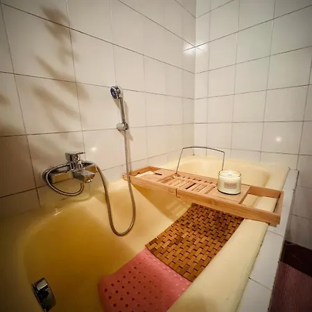 דירה Wow House In