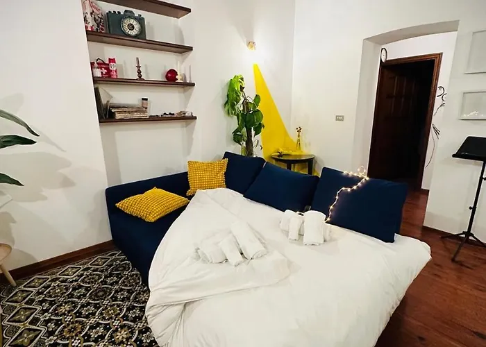 Apartment Wow House In